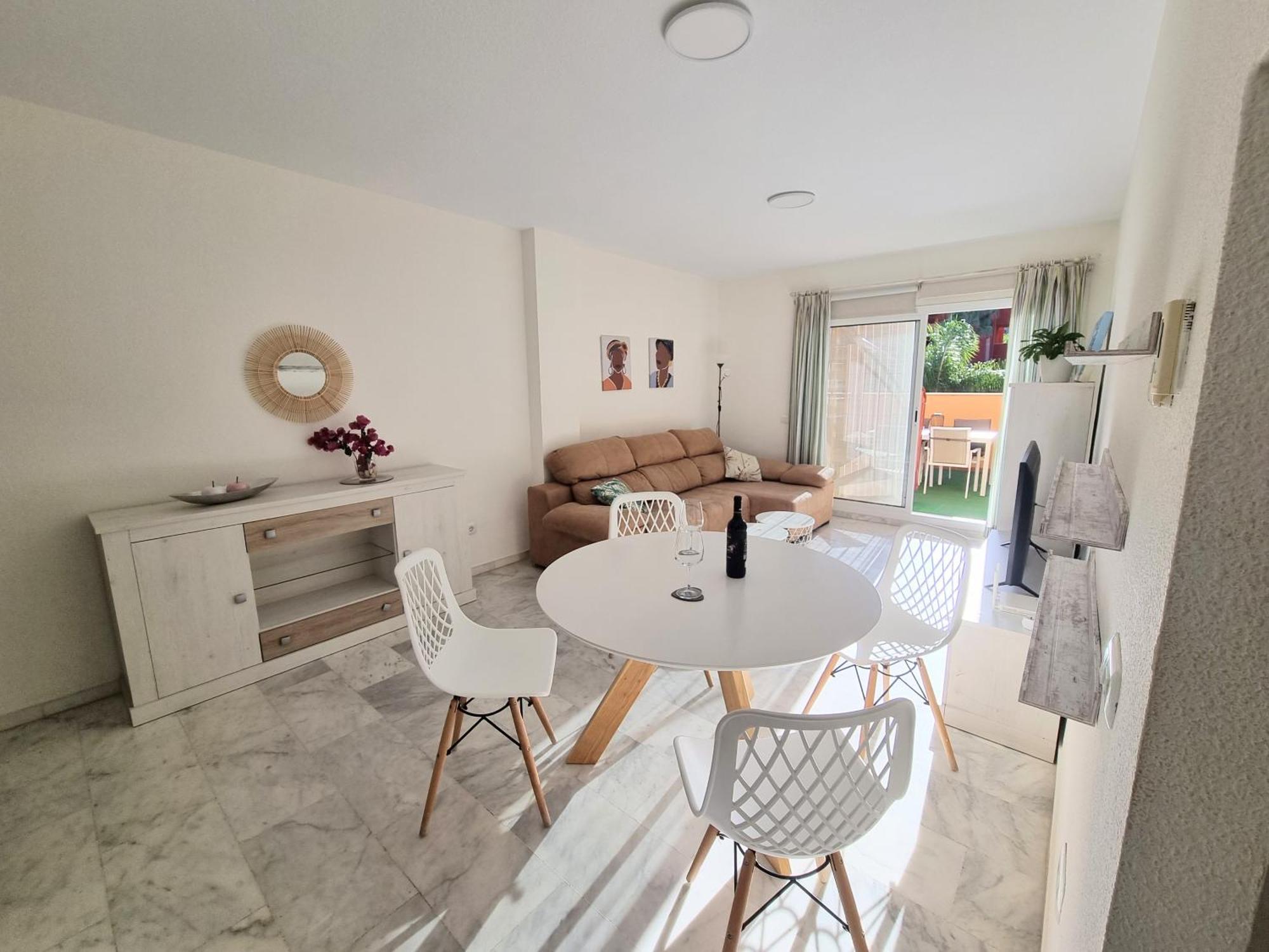 Golf & Resort Apartment In La Reserva De Marbella Kültér fotó